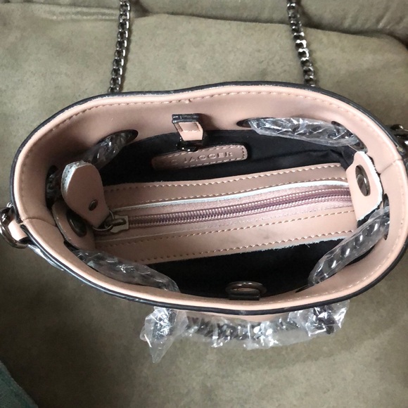 KC Jagger Tan Crossbody Bag - Picture 3 of 6